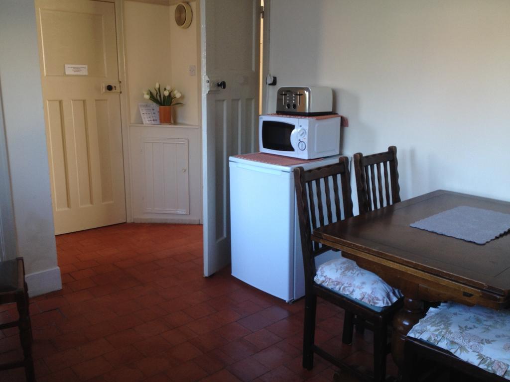 Rhuddlan House Villa Phòng bức ảnh